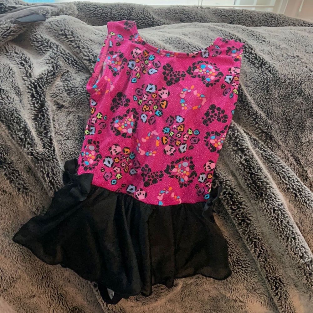 Size 4/5 girls dance/gymnast